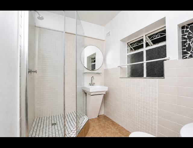 2 BEDROOM APARTMENT FOR SALE IN ESSENWOOD